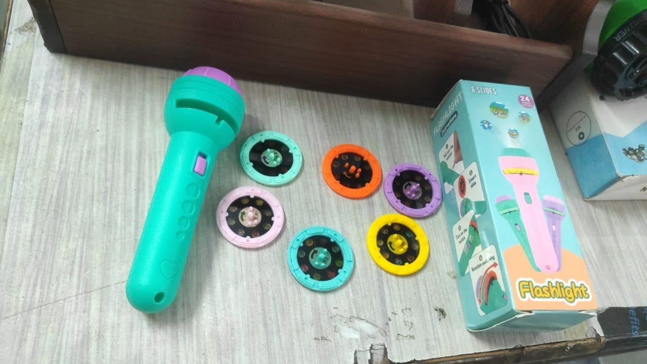 Storytelling Projector Torch